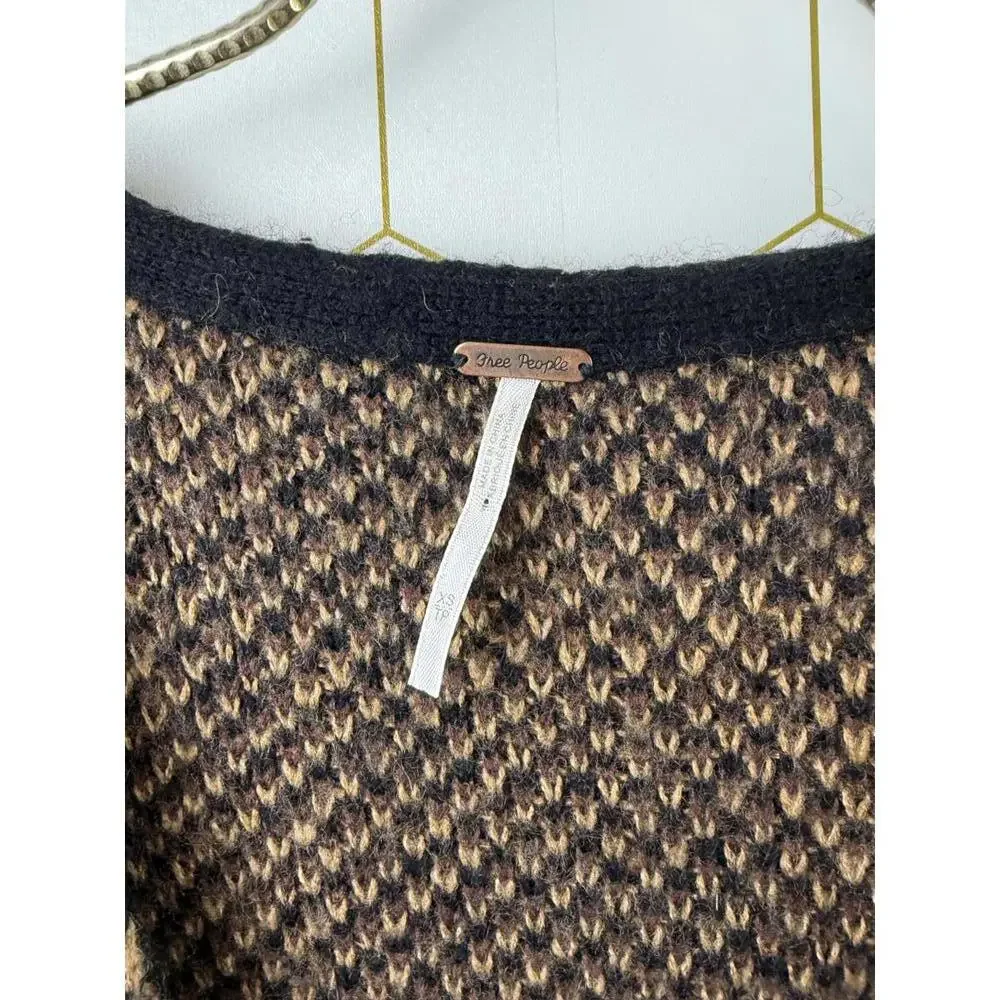 Free People Out of Africa Black and Tan Wildcat Print Cardigan - Size - XS - Picture 6 of 7